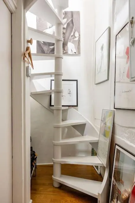 Nid Artistique Et Cosy Au Coeur De St Germain Des Pres, Paris 6 Apartment 0*,  France